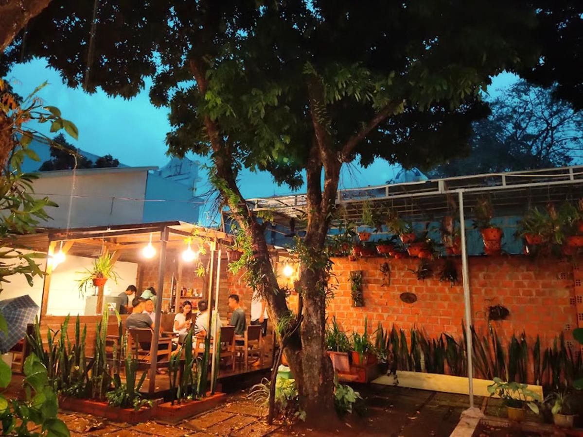 Homestay Vuon Nhan Pleiku Esterno foto