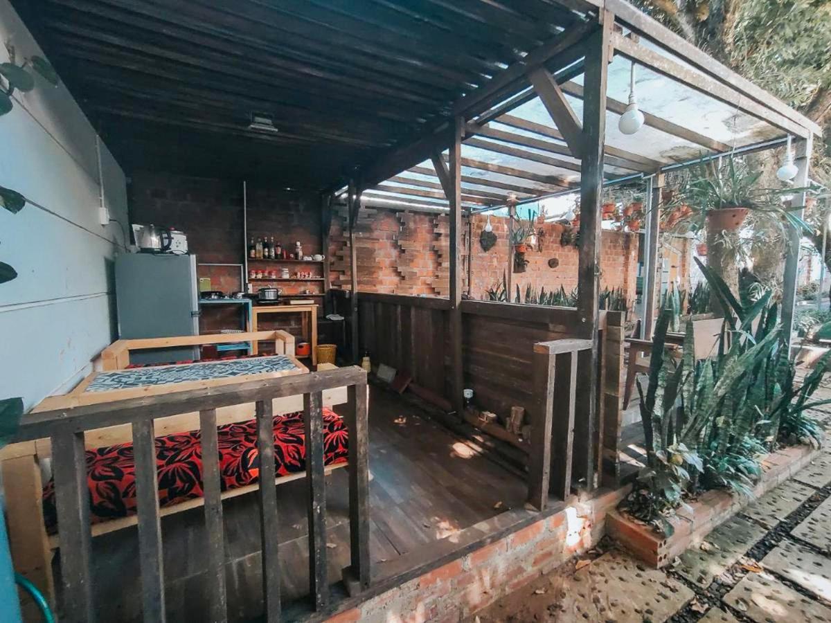 Homestay Vuon Nhan Pleiku Esterno foto